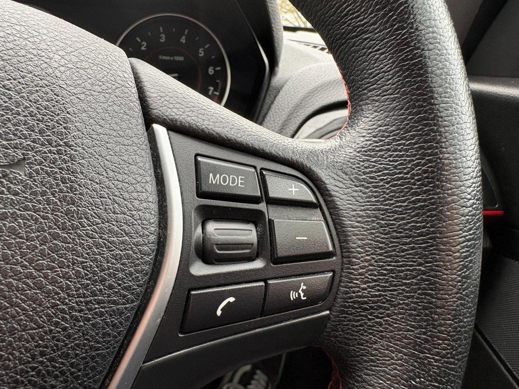 BMW 1 Series 1.6 116i Sport Euro 5 (s/s) 5dr