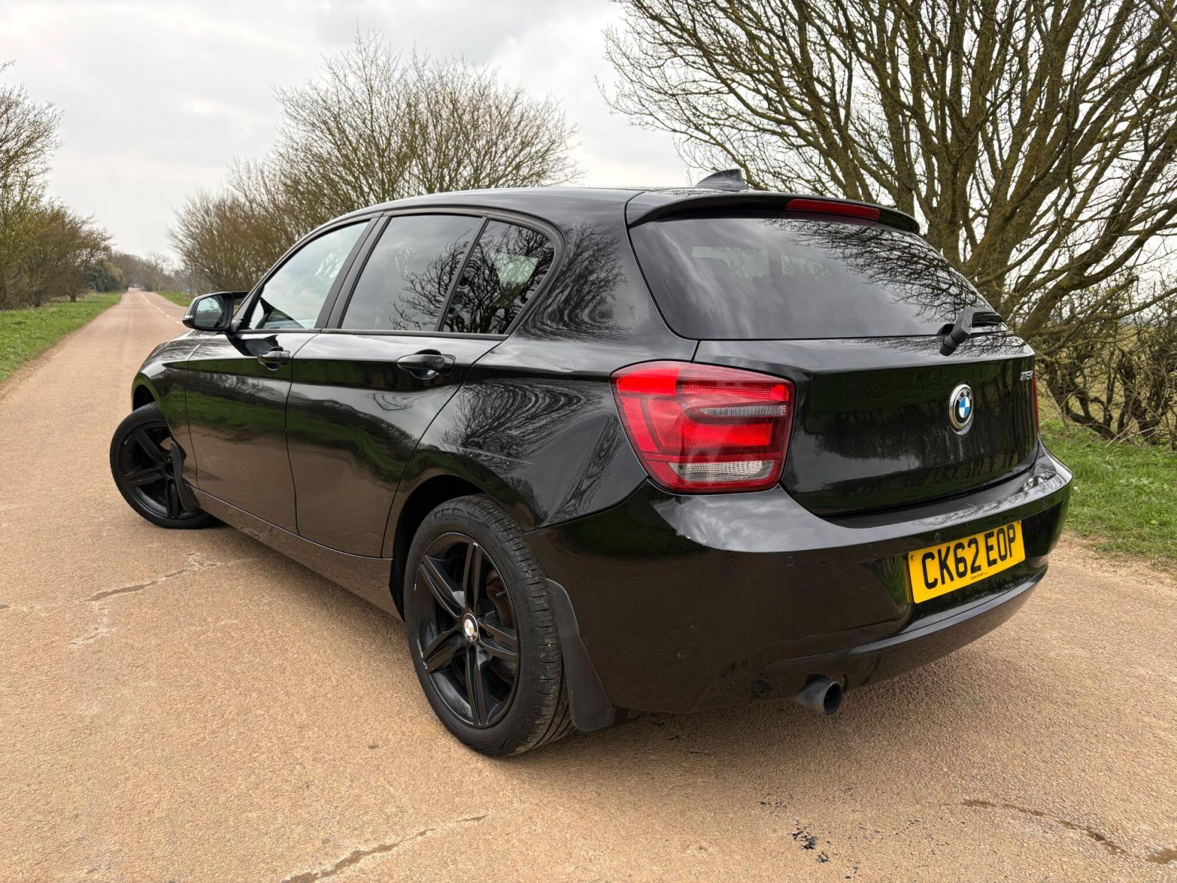 BMW 1 Series 1.6 116i Sport Euro 5 (s/s) 5dr