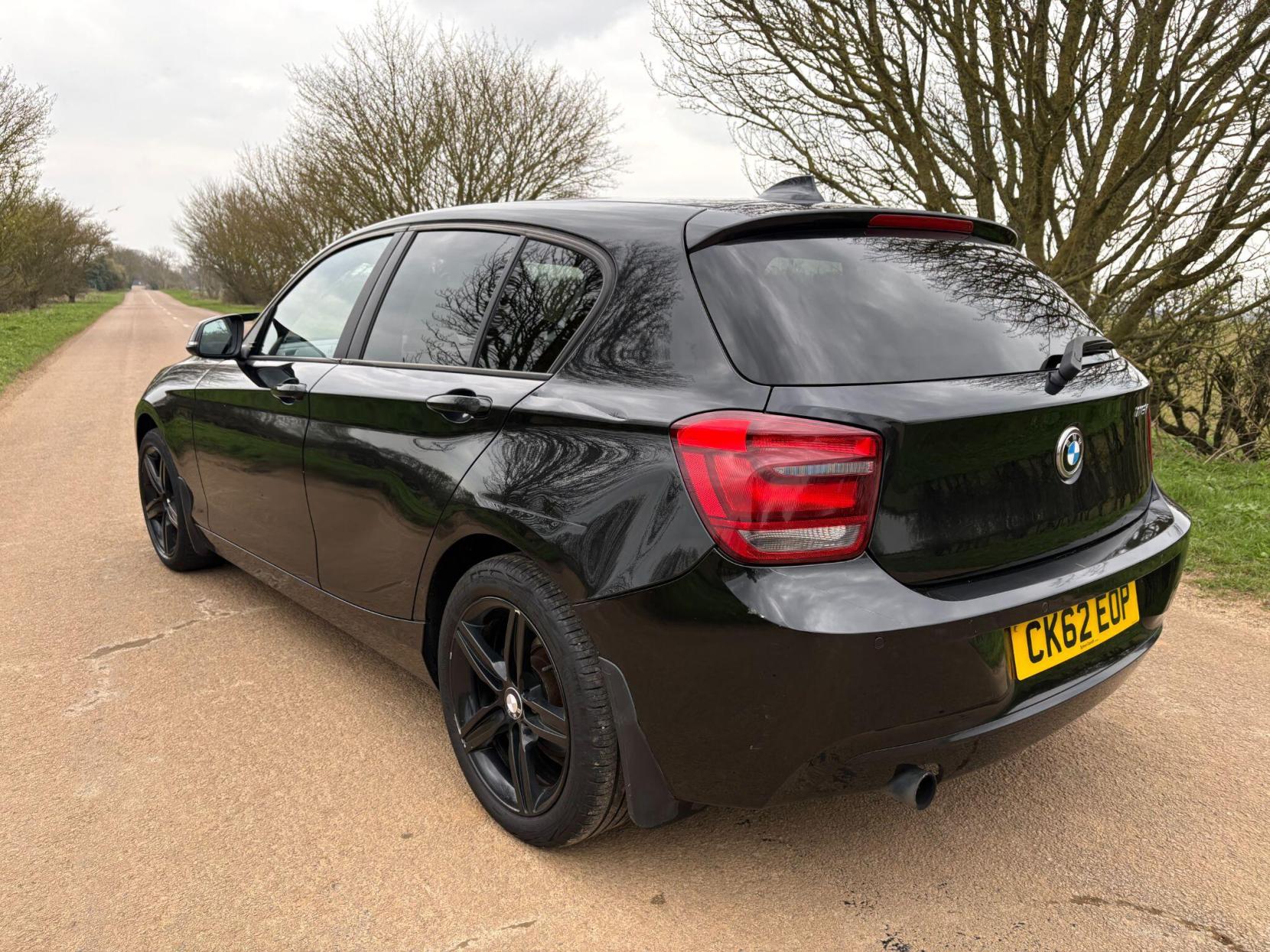 BMW 1 Series 1.6 116i Sport Euro 5 (s/s) 5dr