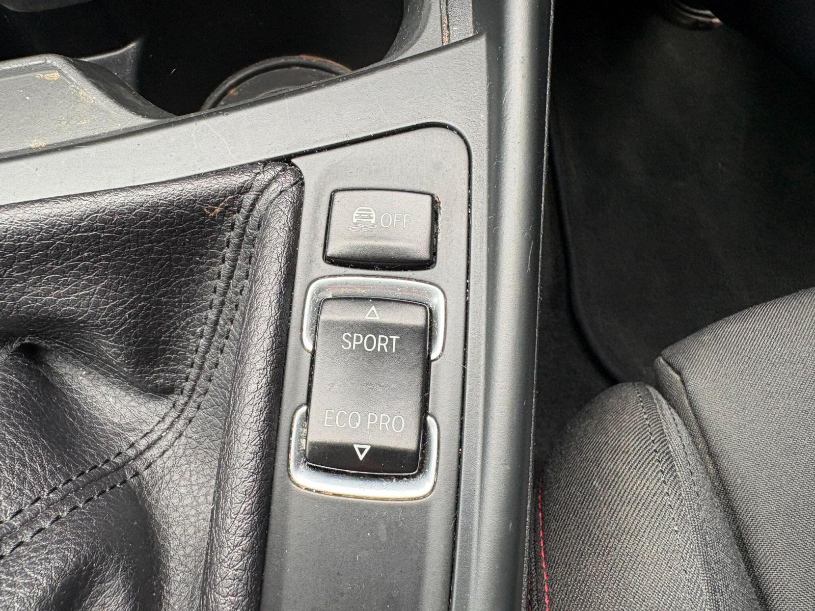 BMW 1 Series 1.6 116i Sport Euro 5 (s/s) 5dr