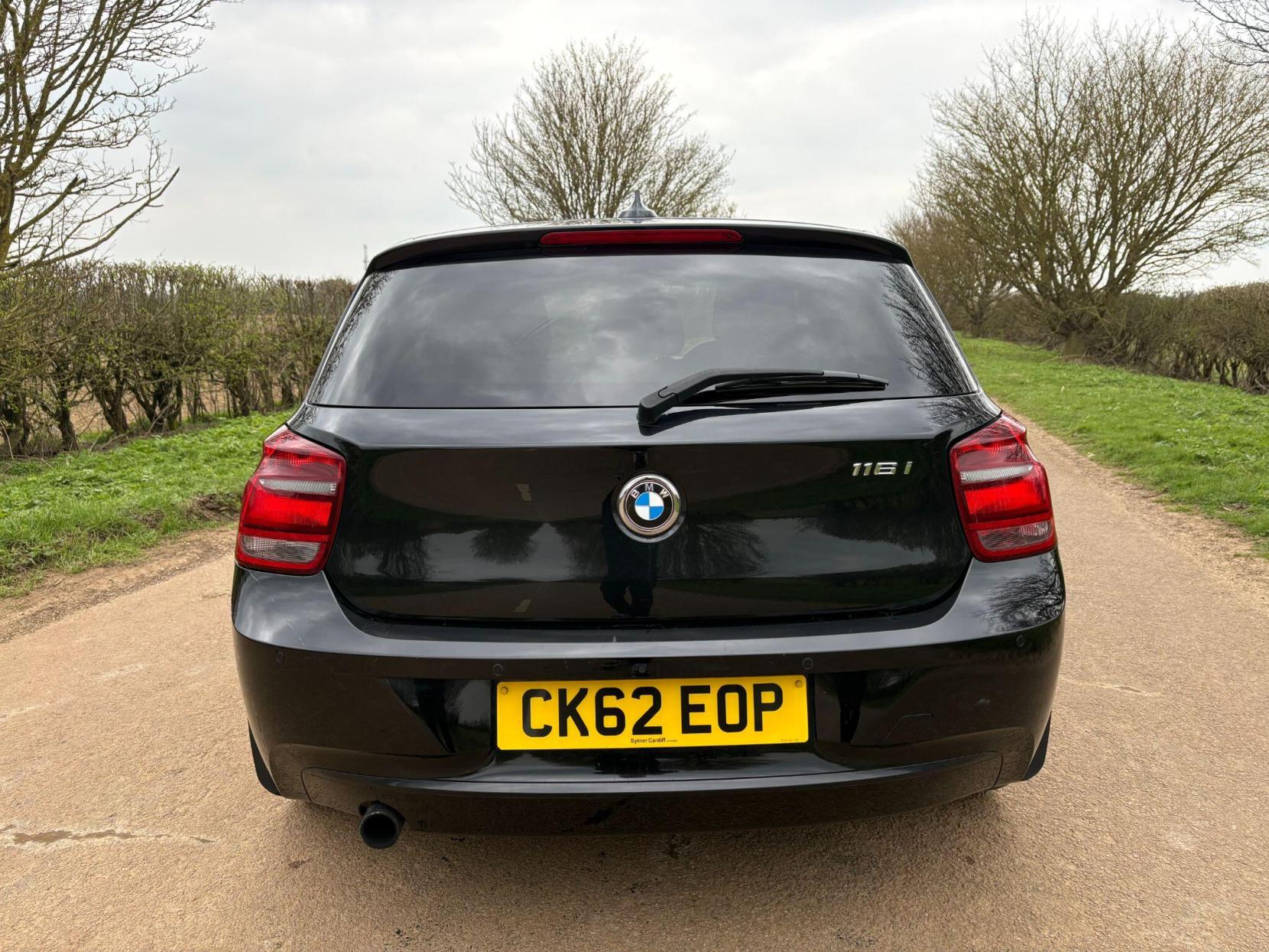 BMW 1 Series 1.6 116i Sport Euro 5 (s/s) 5dr