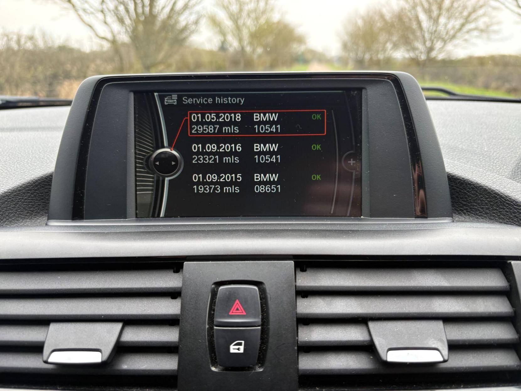 BMW 1 Series 1.6 116i Sport Euro 5 (s/s) 5dr