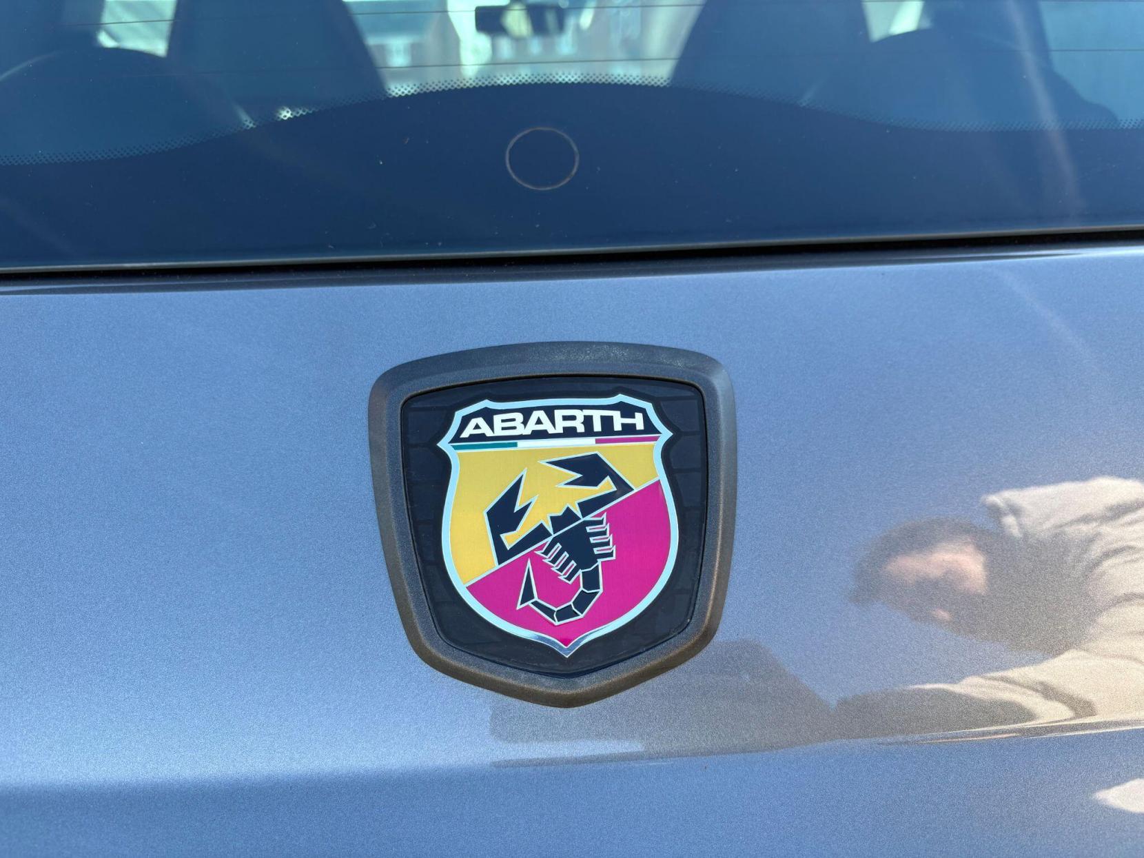 Abarth 595 1.4 T-Jet Competizione Euro 6 3dr