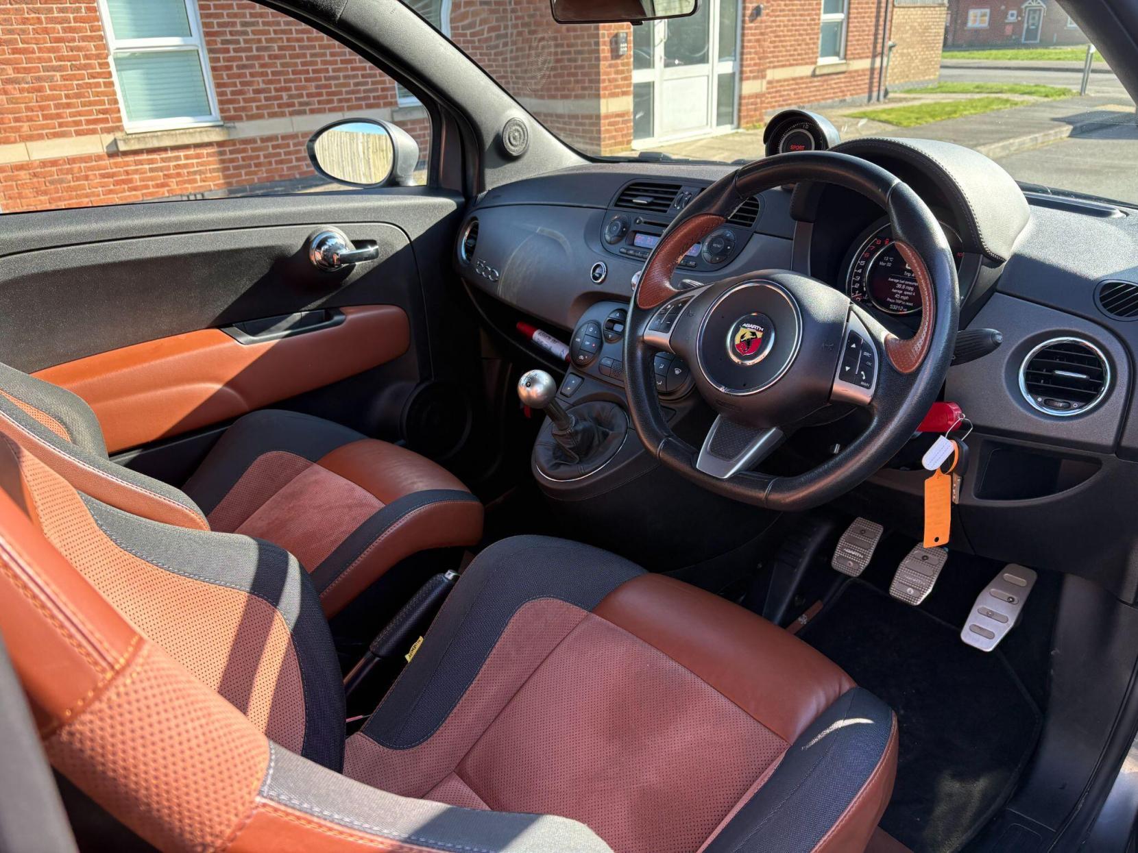 Abarth 595 1.4 T-Jet Competizione Euro 6 3dr