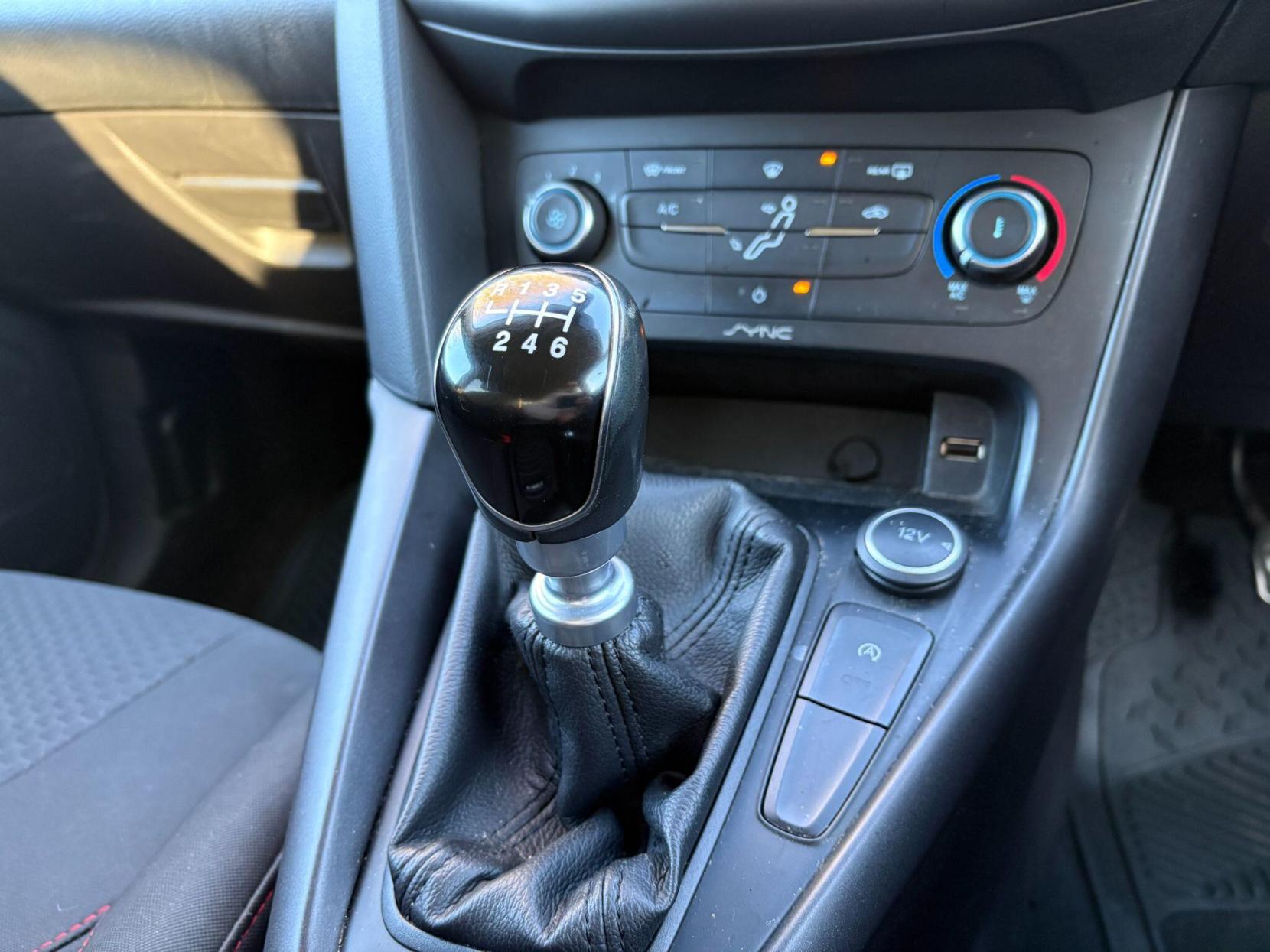 Ford Focus 1.5T EcoBoost Zetec S Euro 6 (s/s) 5dr