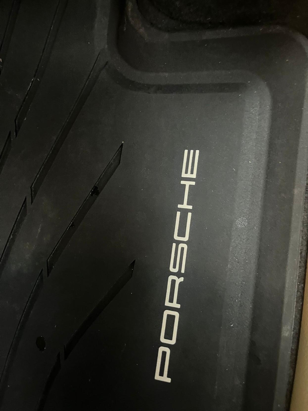 Porsche Macan 2.0T SUV 5dr Petrol PDK 4WD Euro 6 (s/s) (252 ps)